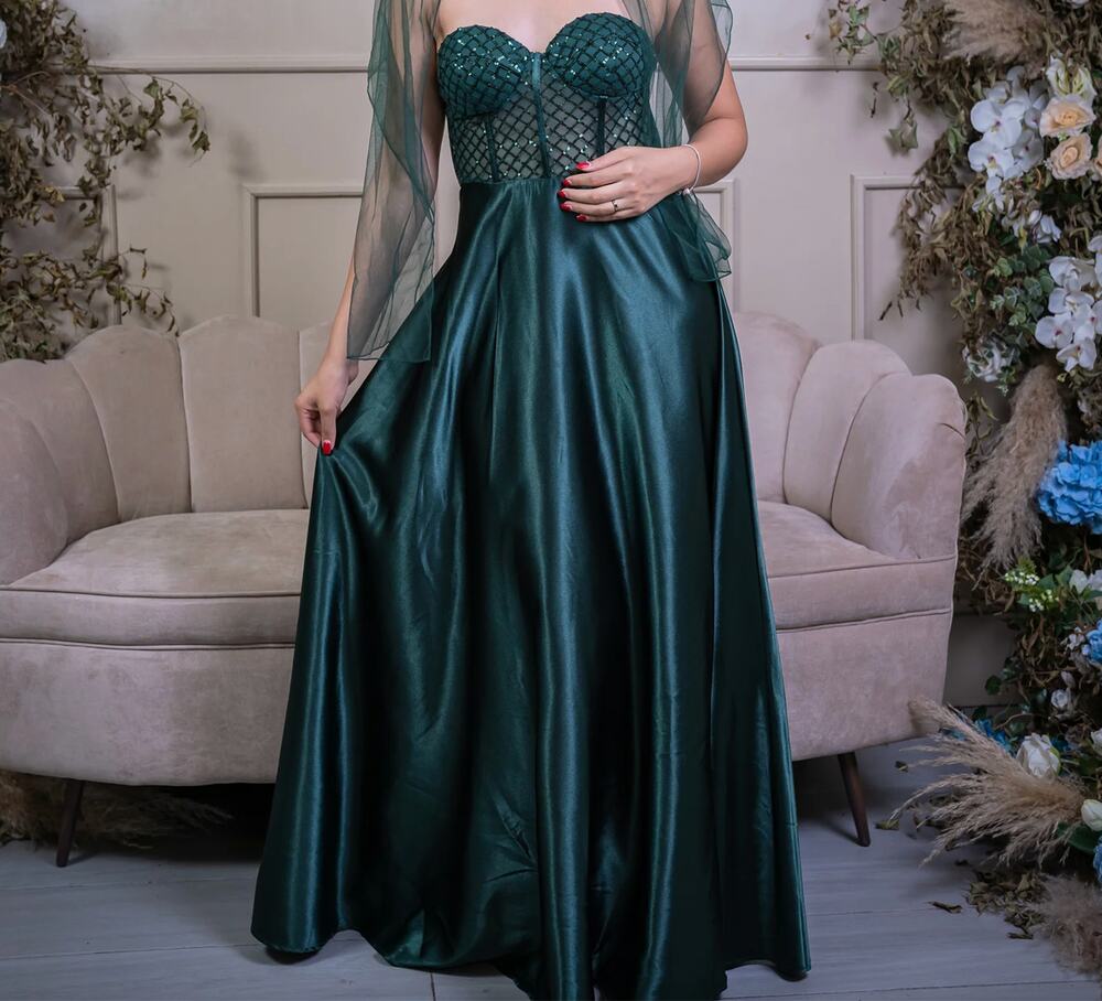 Maniju Prom Formal Dress Emerald Green Size Small NEW With Tags